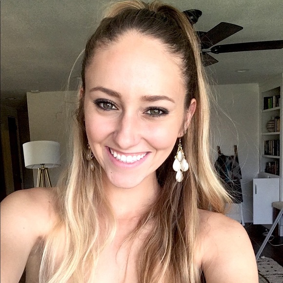 Meet your Posher, Meghan - Picture 1 of 1